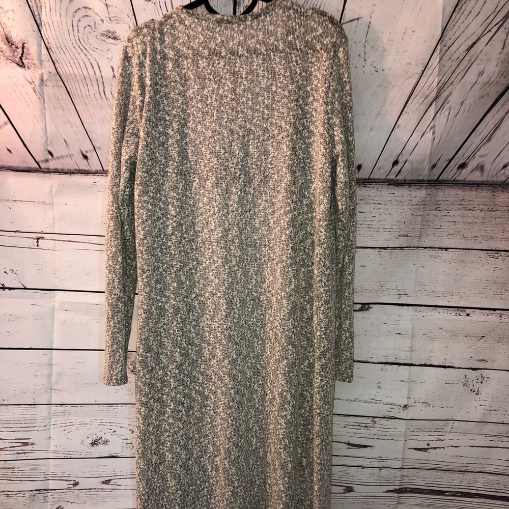 Plus Size Duster- Gray/Black/White/Silver - Picture 4 of 6